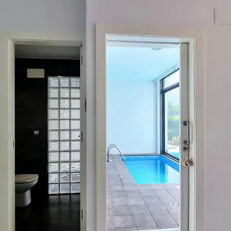 Chalet La Talima - Diseno En Entorno Rural De Llanes *