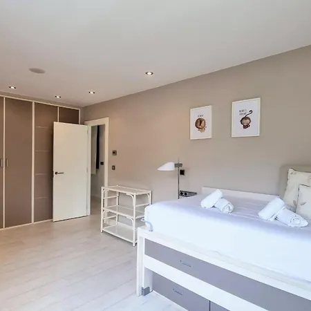 Chalet La Talima - Diseno En Entorno Rural De Llanes La Pereda de Llanes