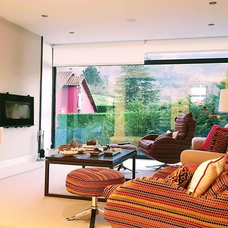Chalet La Talima - Diseno En Entorno Rural De Llanes *