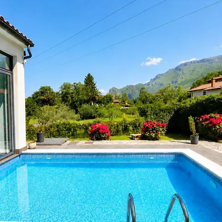 La Talima - Llanes - Piscina Interior Y Exterior Chalet