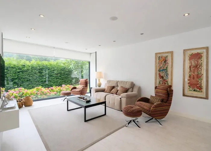 Llanes Piscina Interior Y Exterior - Talima * La Pereda de Llanes