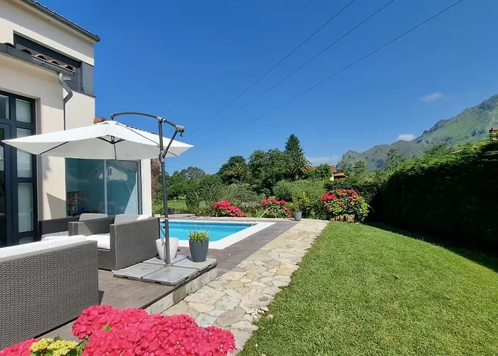 Llanes Piscina Interior Y Exterior - Talima *