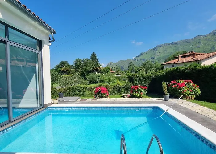 Llanes Piscina Interior Y Exterior - Talima *