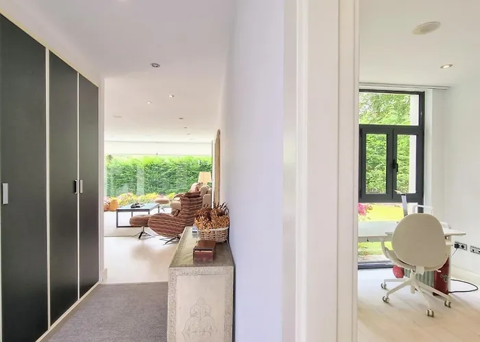 Llanes Piscina Interior Y Exterior - Talima La Pereda de Llanes