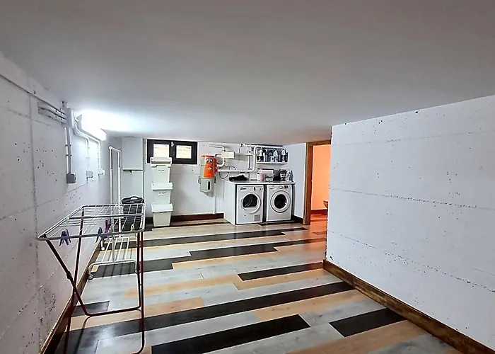 Llanes Piscina Interior Y Exterior - Talima 木屋